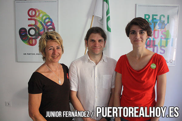 Rosa Martínez visitó a los integrantes de EQUO Puerto Real