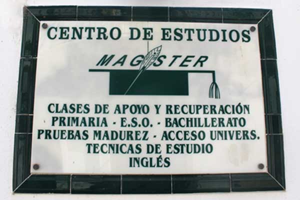 Centro de Estudios Magister