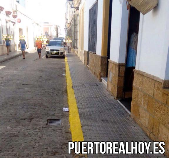 Zona prohibida de aparcamientos en la Calle Soledad.
