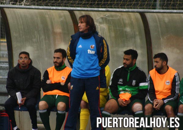 Yeyo Ramírez, entrenador del Puerto Real CF.