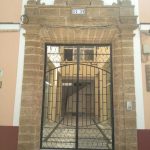 La puerta del antiguo Convento Franciscano en Puerto Real.