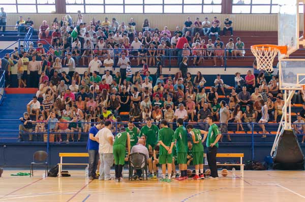 AD Las Canteras en un partido con el Pabellón abarrotado.