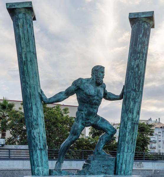 Hércules separando lasColumnas del Estrecho. Estatua del puerto de Ceuta