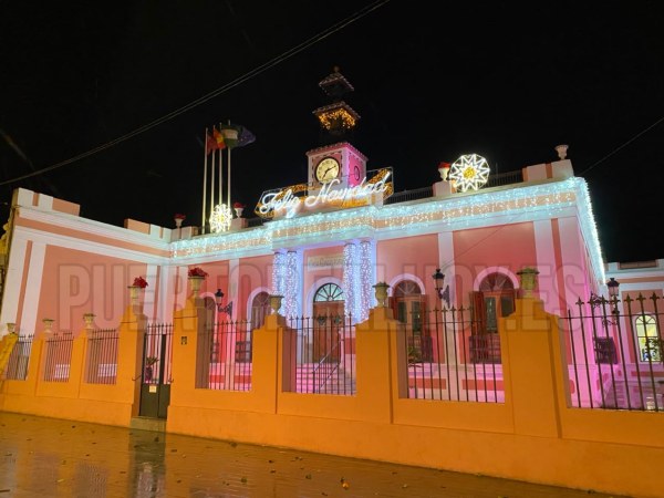 Puerto Real iluminó su Navidad más atípica