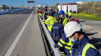 Trabajadores de Navantia en las zonas aledañas a la factoría