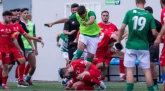 Rafa Repiso agrede a un jugador del RC Portuense (Foto: RC Portuense)