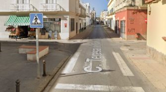 Cruce entre calle Teresa de Calcuta y calle Vaqueros