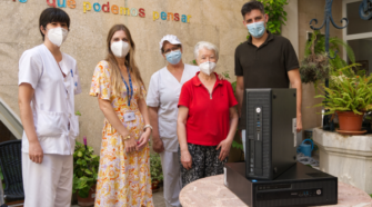 Donaciones de ordenadores a la Residencia Joaquina de Vedruna