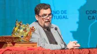 Manuel J. Parodi en una de sus últimas conferencias.