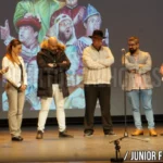 Miembros del Jurado anunciando los ganadores infantiles y agrupaciones que pasan a la final.